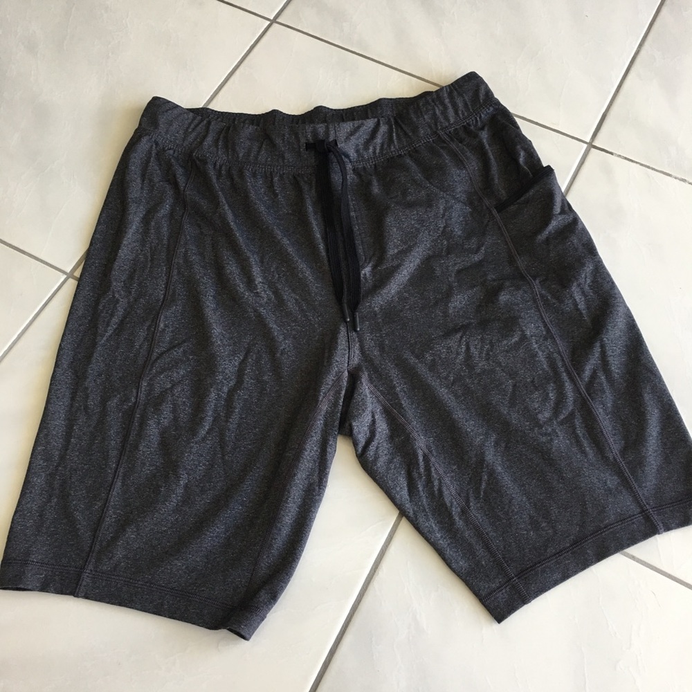 LULU lemon athletica shorts. XL dark gray.  New
